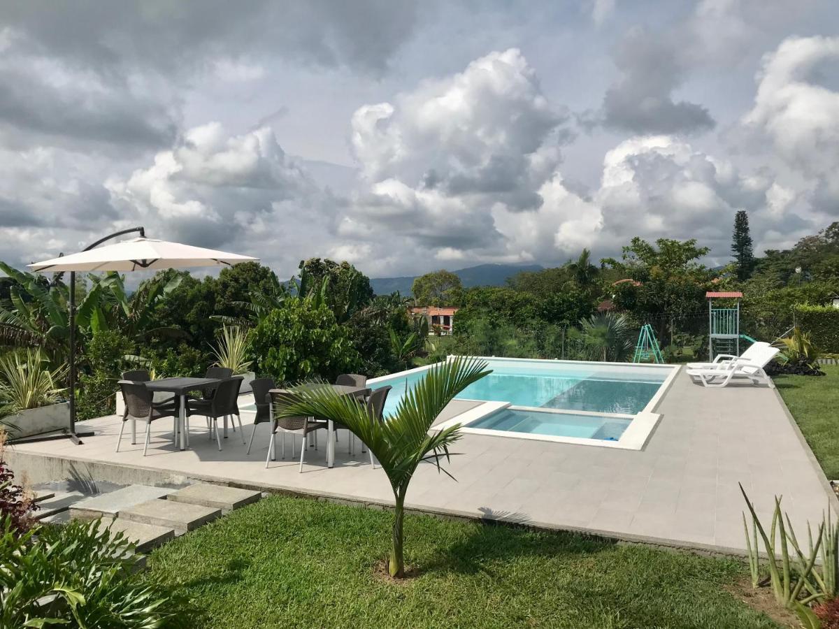 Torcaza Casa De Campo Quimbaya Bagian luar foto